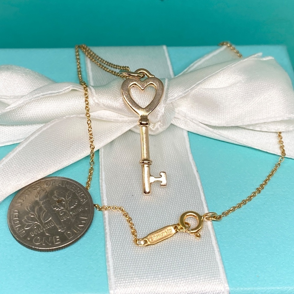 Tiffany & Co. Heart Key Necklace 18K Rose Gold 16” 28mm - Picture 5 of 7